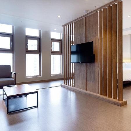 The First Stay Hotel Seoul Exteriör bild