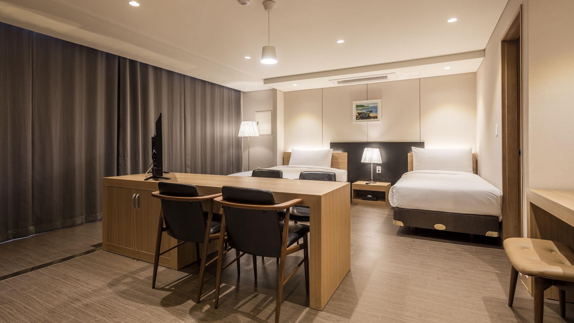 The First Stay Hotel Seoul Exteriör bild